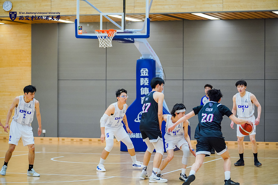迫内